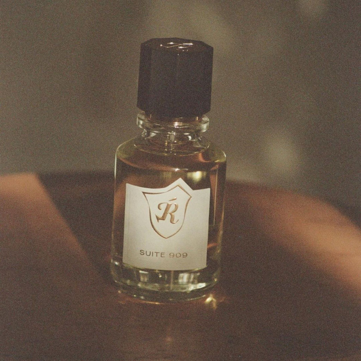 Suite 909 Perfume Reservation